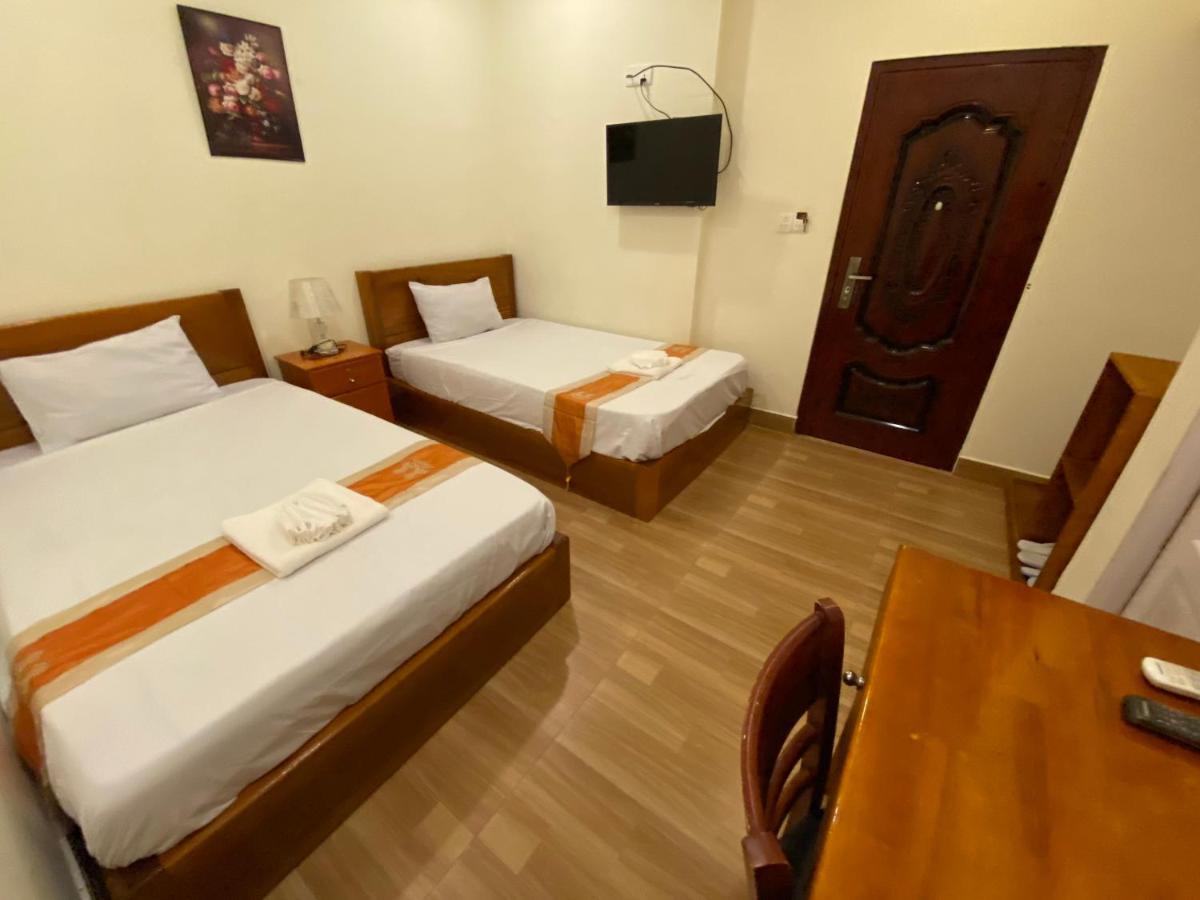 Phnom Penh Le Vincent Hotel Exterior photo